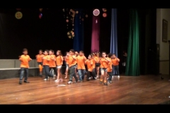 img_1351775245_320